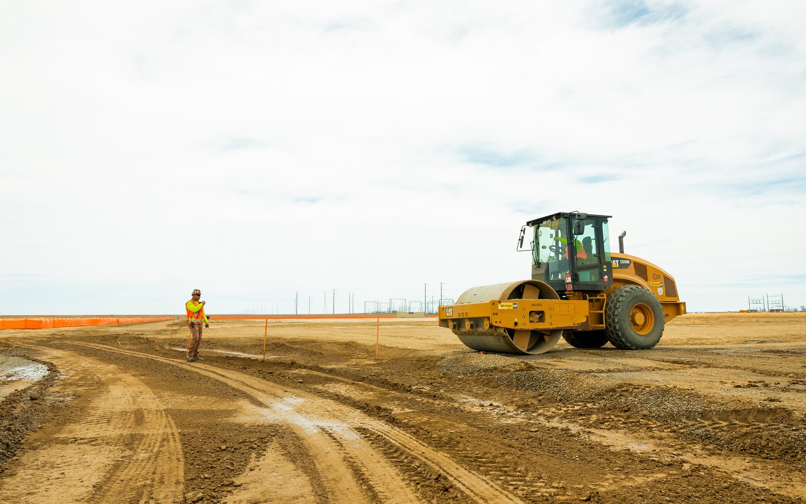 Equipment Financing for Solar and Wind Site Development Contractors